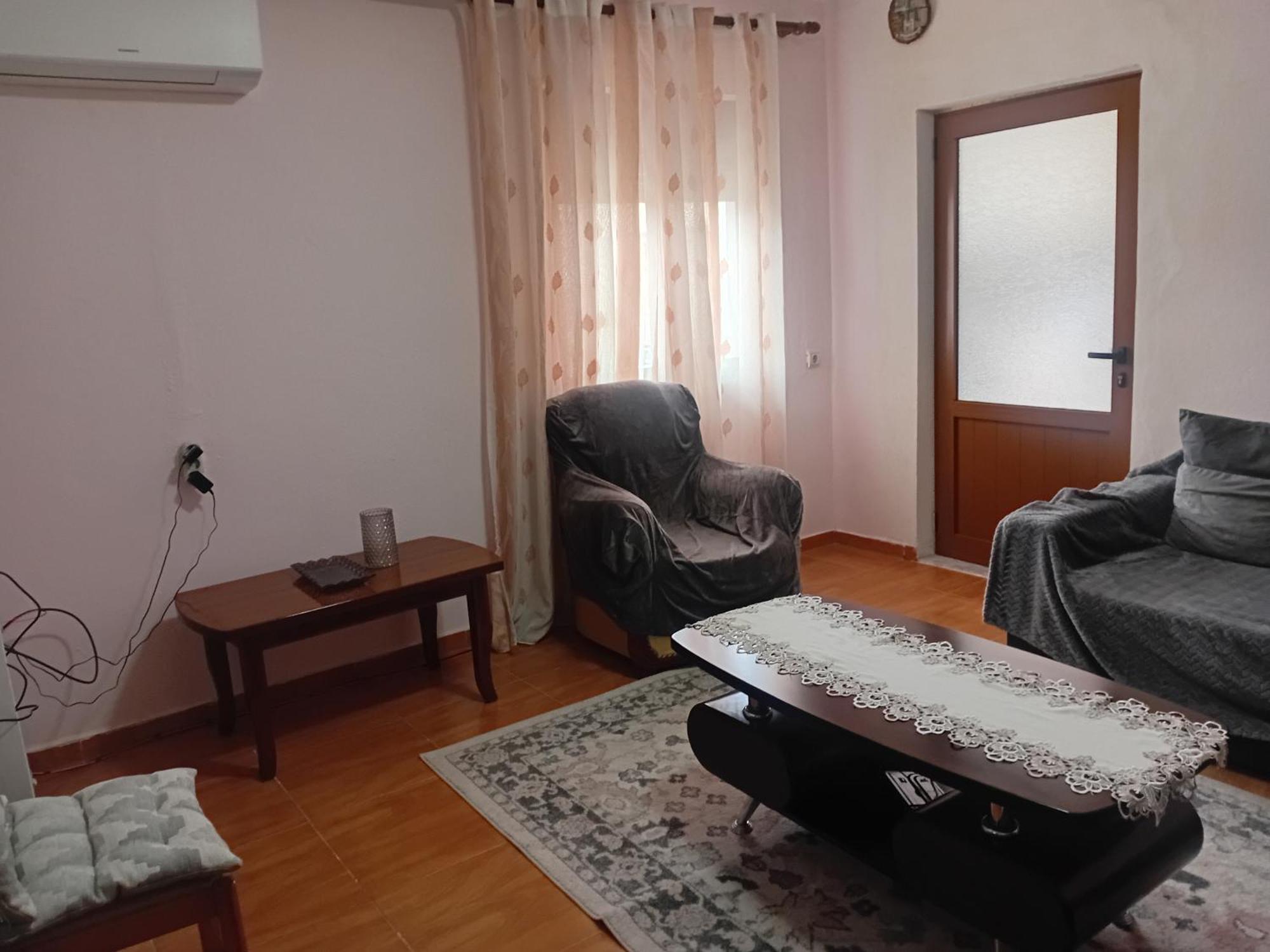 Betty's Bed & Breakfast Korce