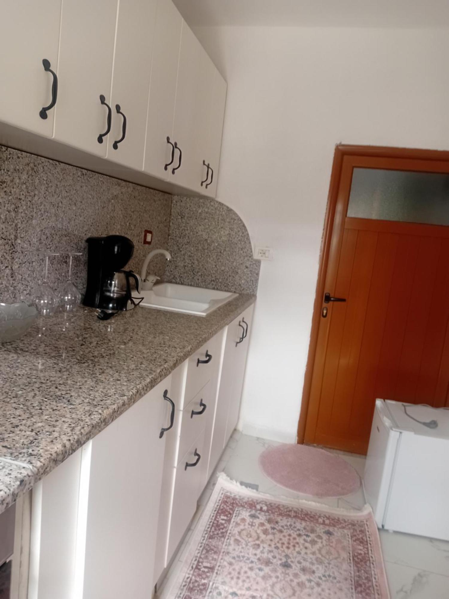 Bed & Breakfast Betty's Korce